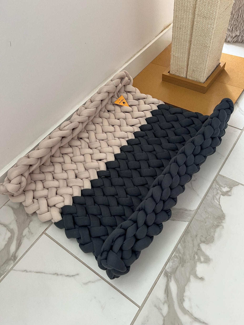 The Color-Striped Cradle Lounge — Handwoven Cotton Pet Mat