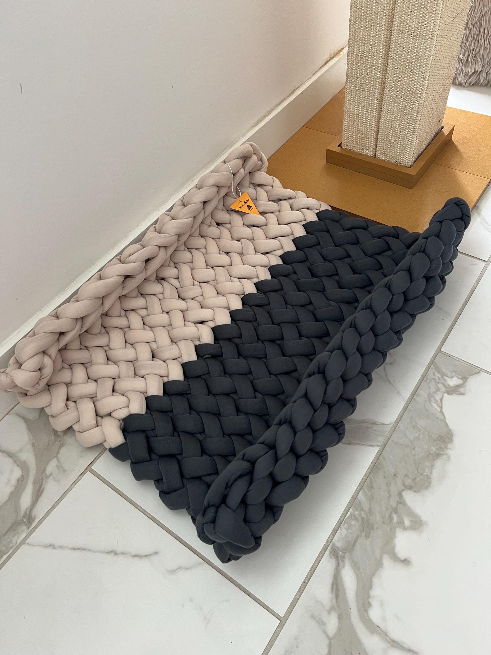 The Color-Striped Cradle Lounge — Handwoven Cotton Pet Mat