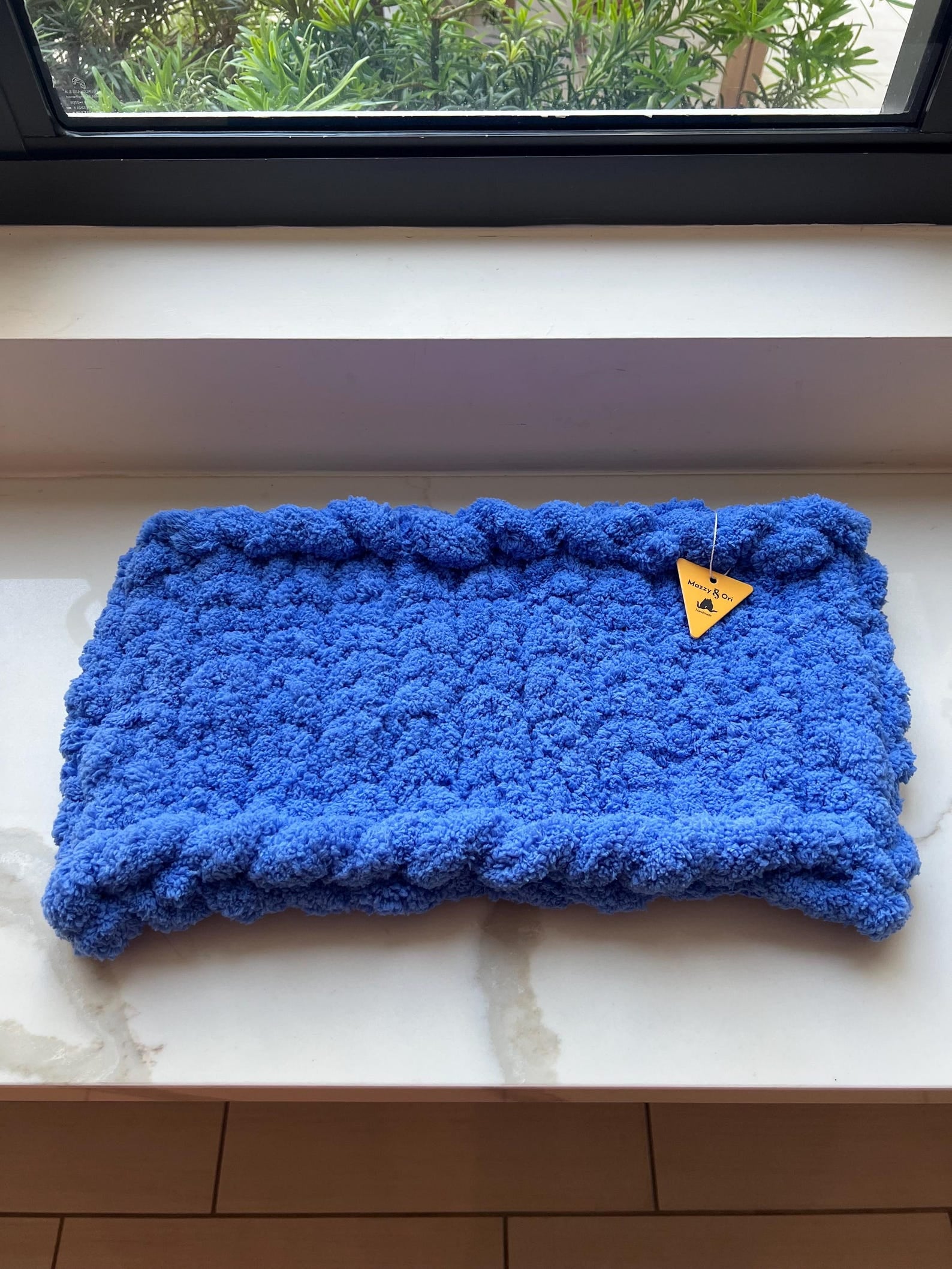 The Chunky Luxe Window Lounge — Handcrafted Chenille Pet Mat